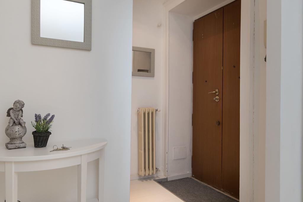 White Borgo Rom