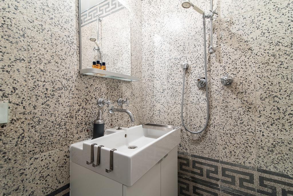 White Borgo Rom
